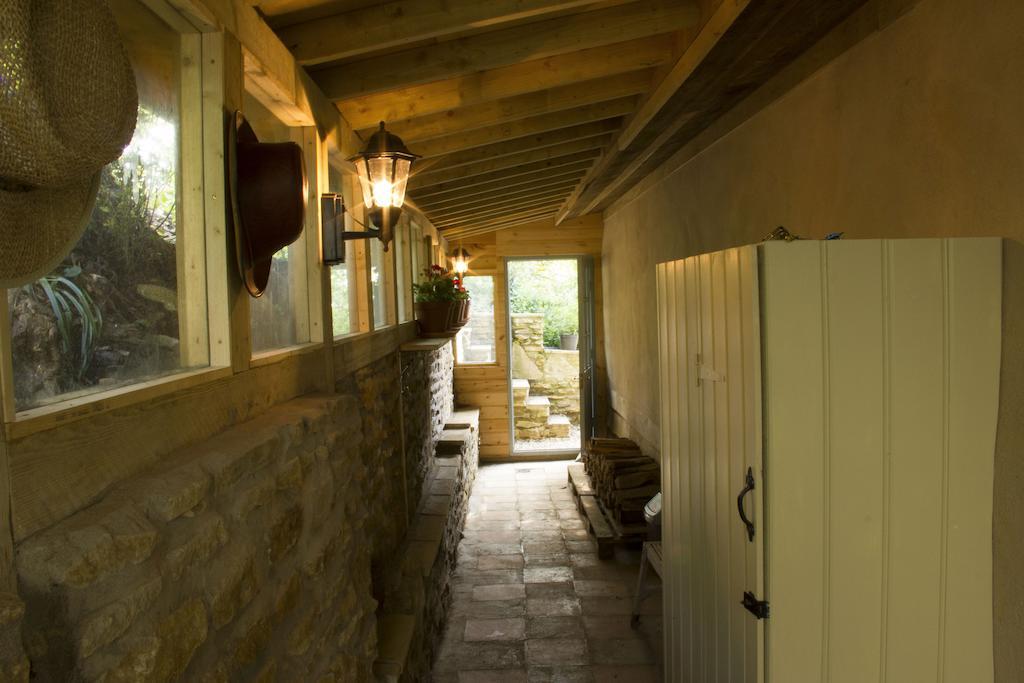 Pathways, Beachwood Cottage Bath Ruang foto